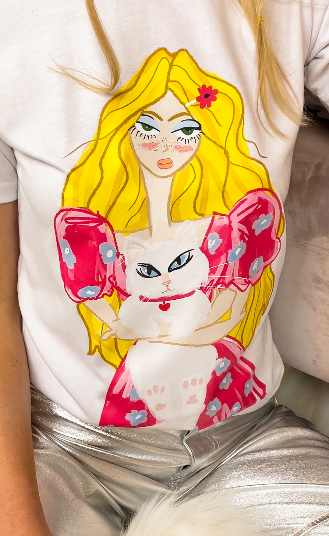 Duchess T-Shirt,Stunning Illustration,Beachy Blonde Curls,Hot Pink Dress,Persian White Cat,Heart-Shaped Collar,Dress Up Casual Jeans,100% Cotton Fabric,Lightweight Summer Wear,Cat Lover's Delight,Adorned by Cat Lovers,Sizes XS to XXL,Fashionable Tee,Unique Artwork,Stylish Look,Statement Piece,Versatile Fashion,UAE Fashion Trends,Instagram-Worthy Style,Fashionista's Must-Have,Summer Wardrobe Essential,Persian Cat Fashion
