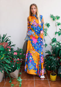 Wildflower Dress,Botanical Garden Colors,Twinning Outfit,Camo-Floral Print,Adjustable Waist,Cold Shoulder Detail,Summer Fashion,Formal Attire,Summer Picnic Dress,BFF Twinning,Floral Summer Dress,Local Business Support,Buy Local,Vibrant Print,Stylish Comfort,Wildflower print,Seasonal Elegance,Botanical Inspiration,Summer Chic,Trendy Wardrobe