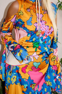 Wildflower Dress,Botanical Garden Colors,Twinning Outfit,Camo-Floral Print,Adjustable Waist,Cold Shoulder Detail,Summer Fashion,Formal Attire,Summer Picnic Dress,BFF Twinning,Floral Summer Dress,Local Business Support,Buy Local,Vibrant Print,Stylish Comfort,Wildflower print,Seasonal Elegance,Botanical Inspiration,Summer Chic,Trendy Wardrobe