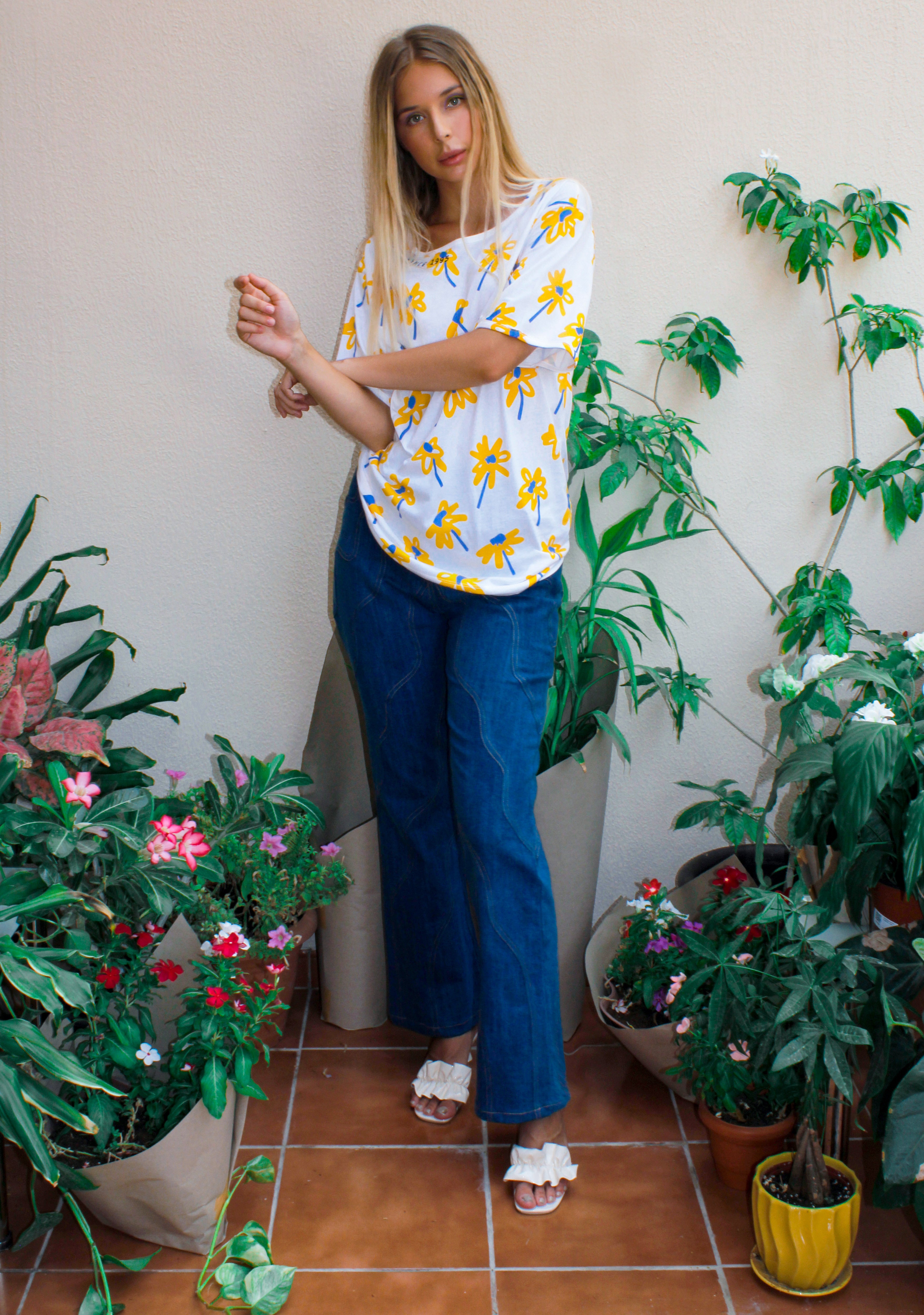 easy to wear, casual, on the go, basic